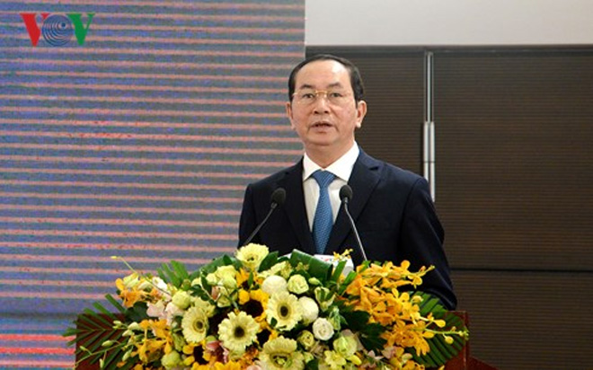 国家主席陈大光：越南企业家要奋发向上、力求创新