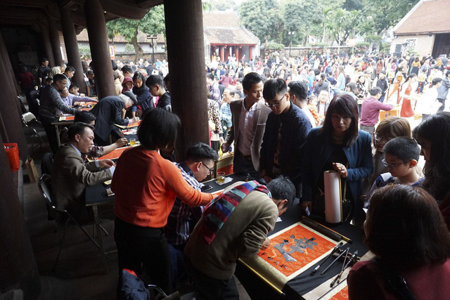 丰富多彩的2018年戊戌春节迎春文化艺术活动举行