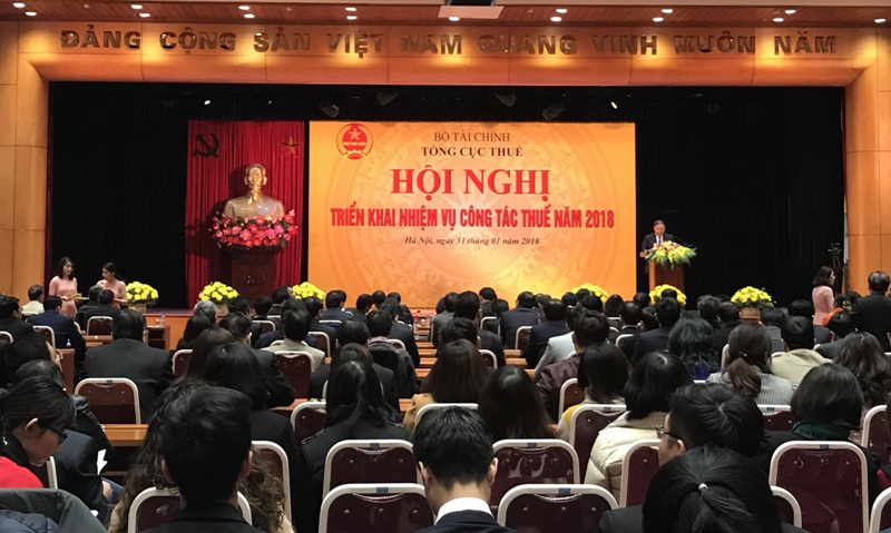 阮春福总理：税务政策要灵活以利引进发展投资