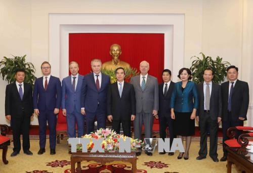 俄罗斯联邦共产党代表团对越南进行工作访问