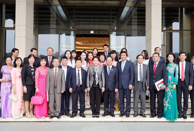 国会将继续倾听企业特别是中小企业的意见