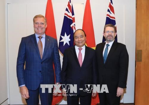 政府总理阮春福会见澳大利亚参众两院议长