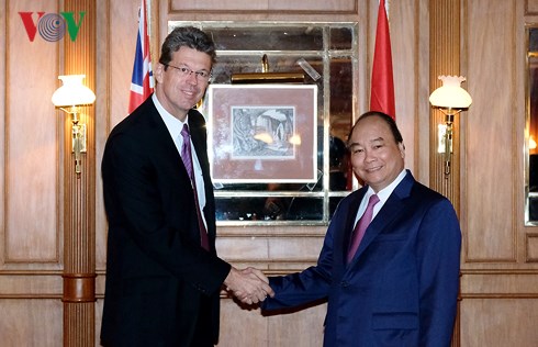 政府总理阮春福会见新西兰乳品公司代表