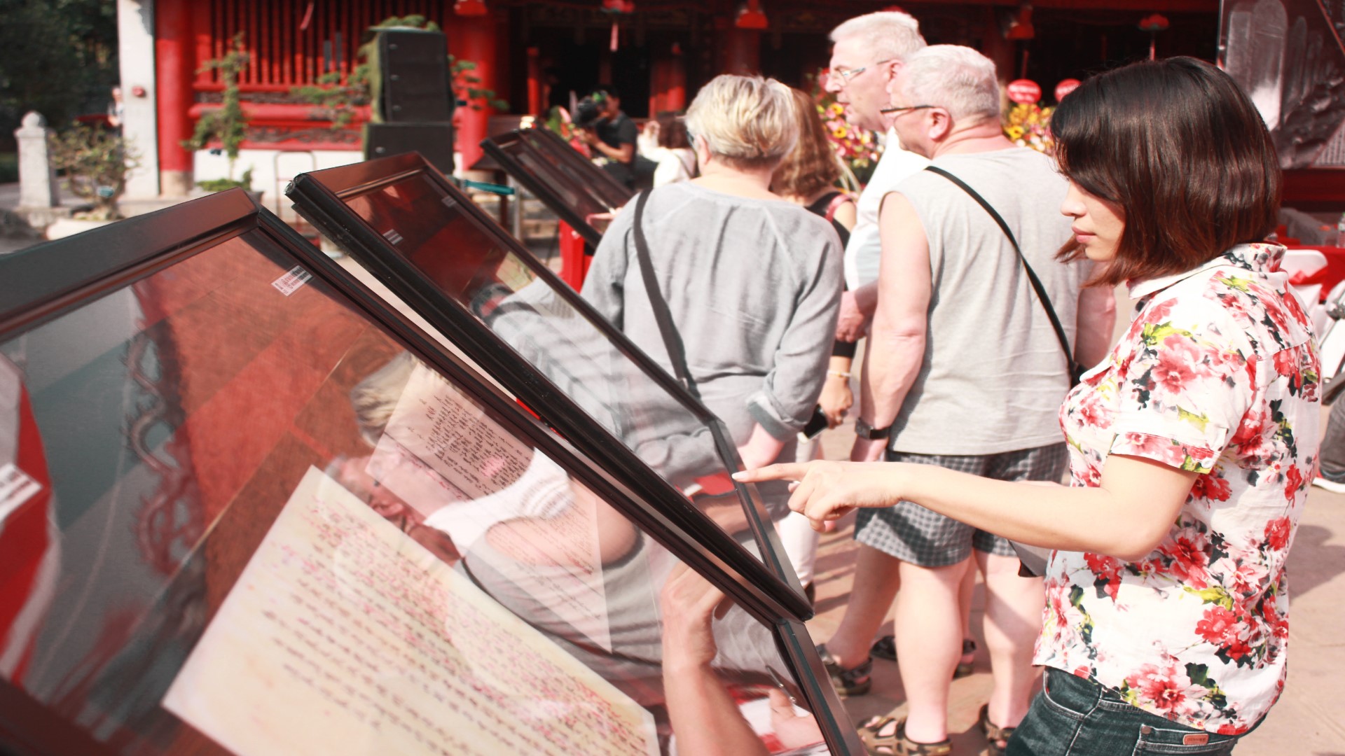 “世界资料遗产中的越南科举”展览在河内市举行