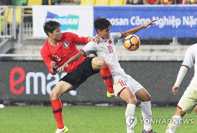 Suwon JS Cup 2018国际足球锦标赛：越南U19队战平韩国U19队