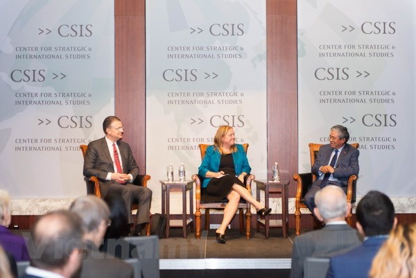 越美在华盛顿举行双边关系对话