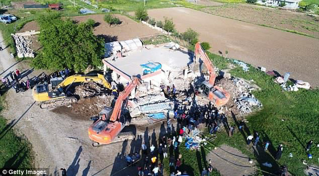 土耳其发生5 1级地震造成39人受伤