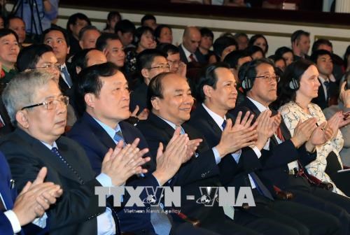政府总理阮春福出席“携手克服战后遗留地雷炸弹后果”交流活动