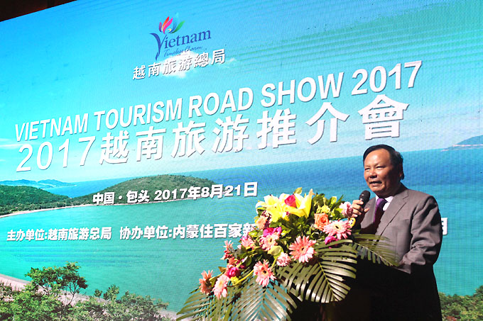 在中国四座城市开展越南旅游推介活动