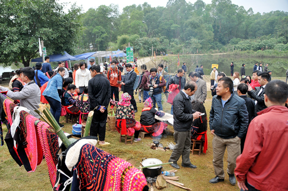 展现越南各民族色彩