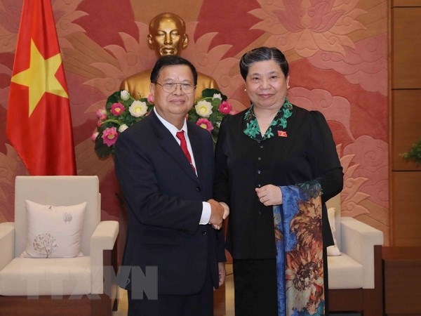 越老互换立法经验