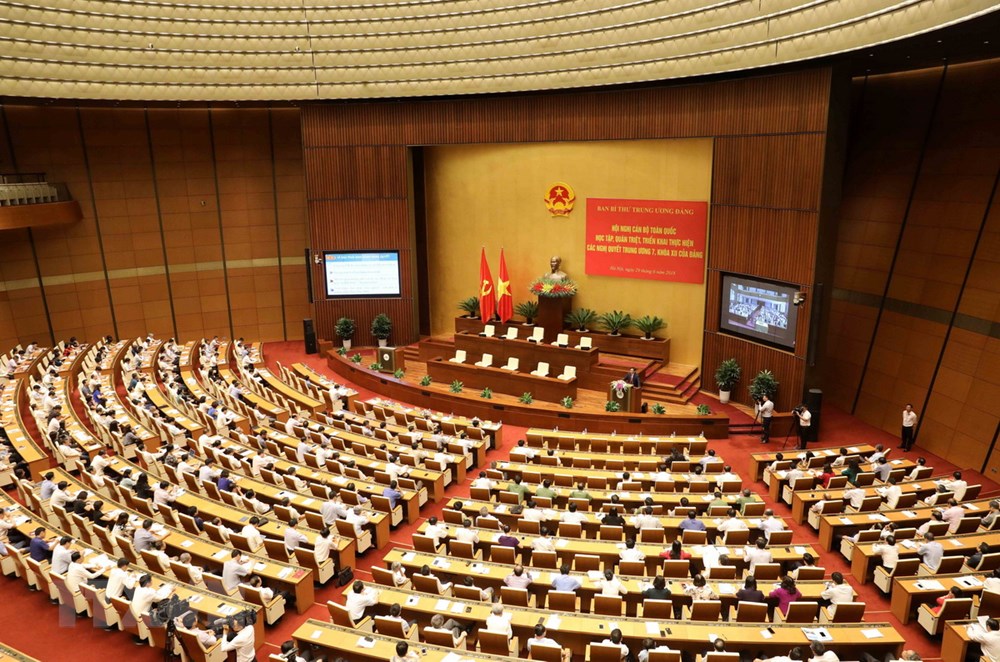 致力将党中央的决议落到实处