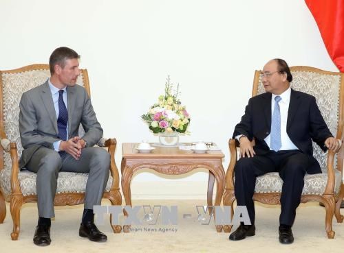 政府总理阮春福会见英国驻越大使