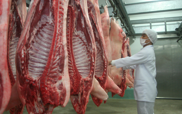 越南通过正贸渠道向缅甸出口首批猪肉