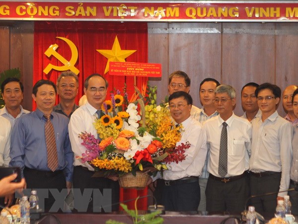 全国各地欢庆6 21越南革命新闻日