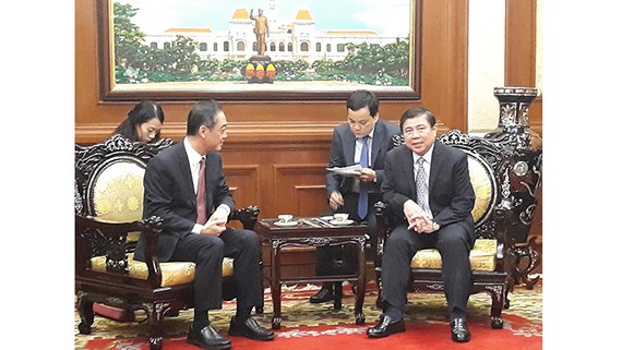 胡志明市领导会见中国驻胡志明市新任总领事