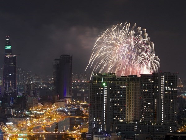 九•二国庆节胡志明市将在两个地点燃放烟花