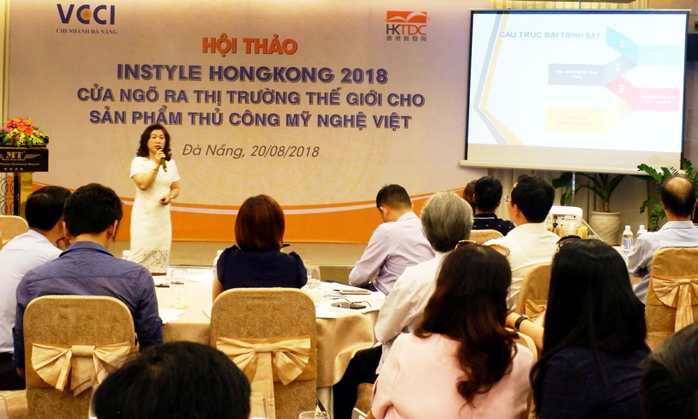 促进越南和中国香港手工艺品贸易交流