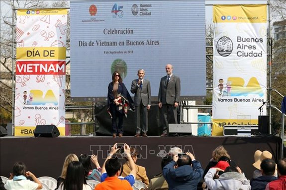 令人难忘的阿根廷越南文化日