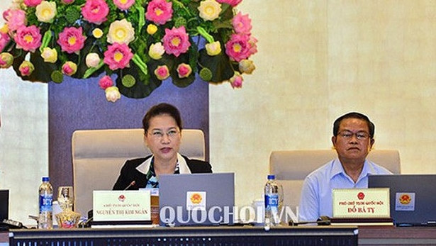 国会主席阮氏金银宣读人事方案呈文 供国会选举国家主席