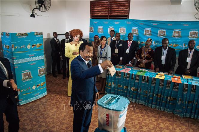 喀麦隆举行总统选举