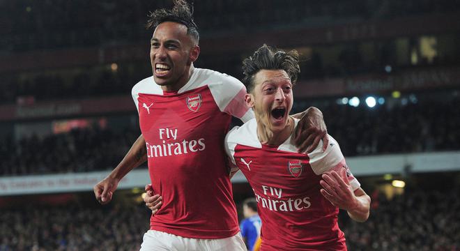 英超： 阿森纳3-1夺7连胜