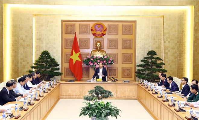 经济社会小组召开第一次会议 为越共十三大做准备