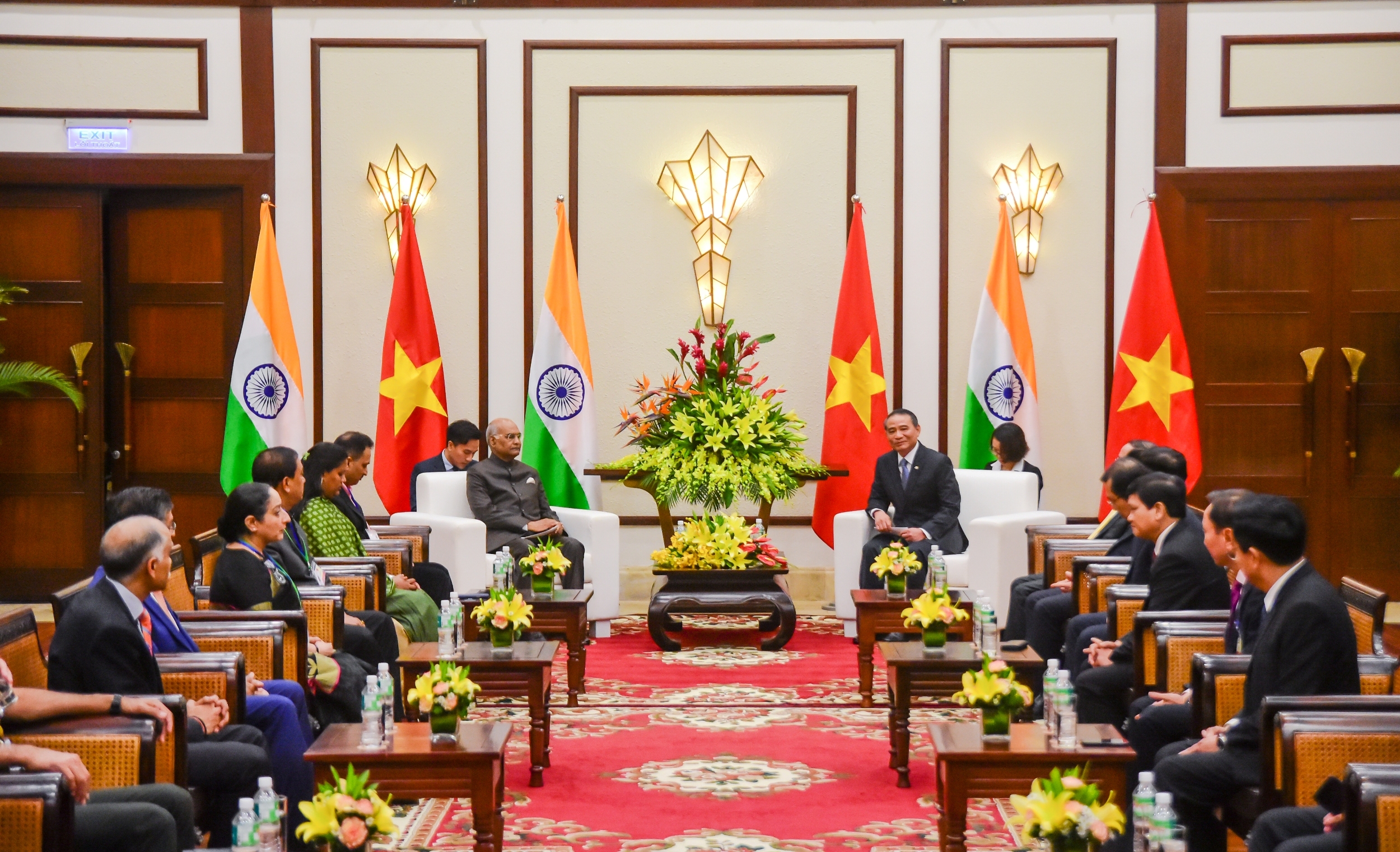 岘港市委书记张光义会见印度总统拉姆•纳特•考文德