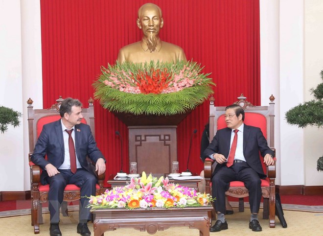 越南一向重视发展与哈萨克斯坦的传统友好关系