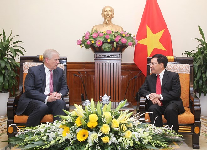 进一步推动越英关系深入务实发展