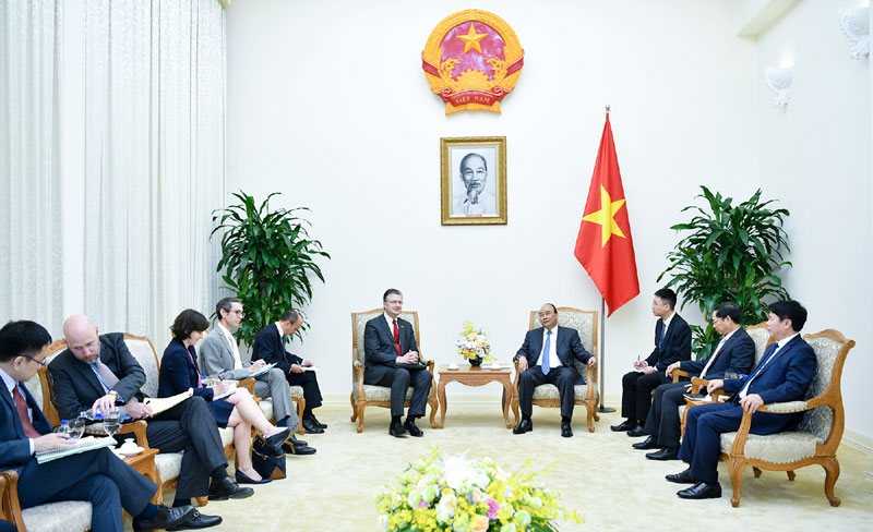 促进越美全面伙伴关系走向深入