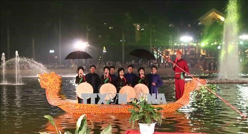 北宁省大力保护与弘扬官贺民歌价值