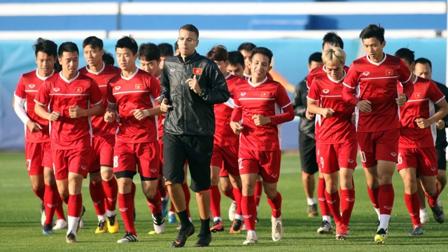 越南队备战八强赛（组图）