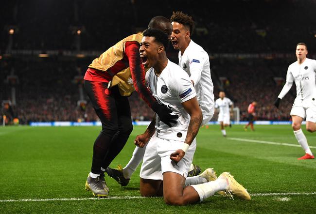 欧冠：曼联0-2巴黎