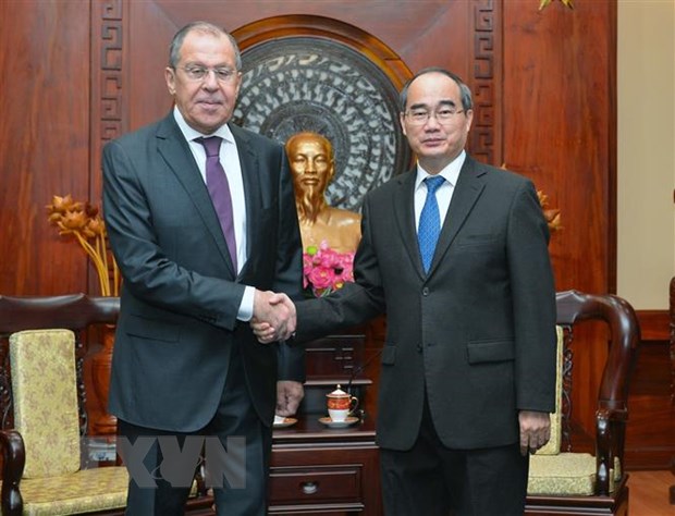 促进胡志明市与俄罗斯各地的合作