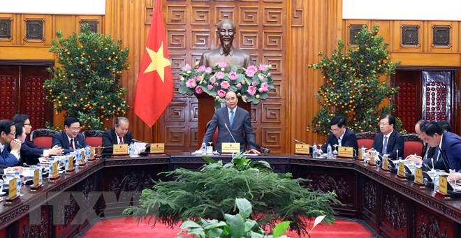 阮春福总理主持召开政府常务委员会会议