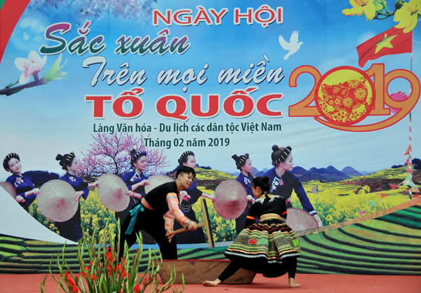 2019年“全国各地春色满溢”文化节亮相河内