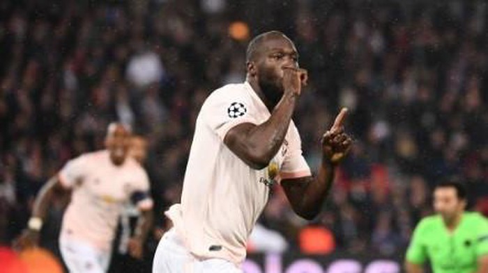 欧冠： 曼联补时绝杀3-1巴黎晋级