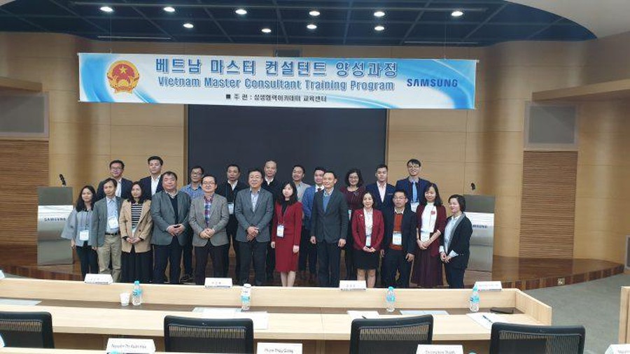 三星协助越南培训辅助工业咨询专家