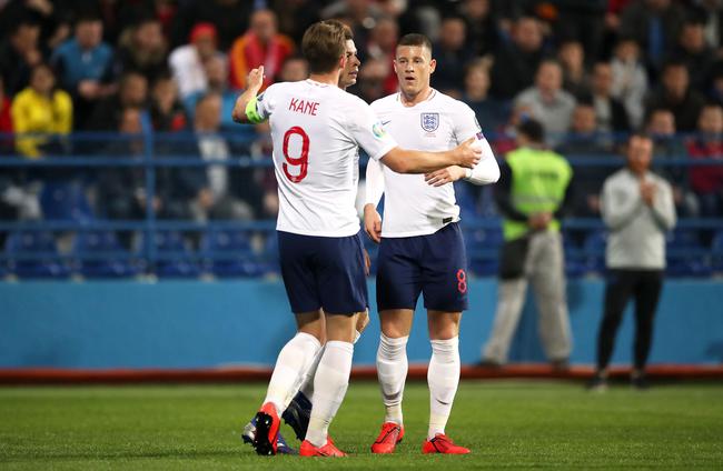 欧预赛：英格兰5-1黑山