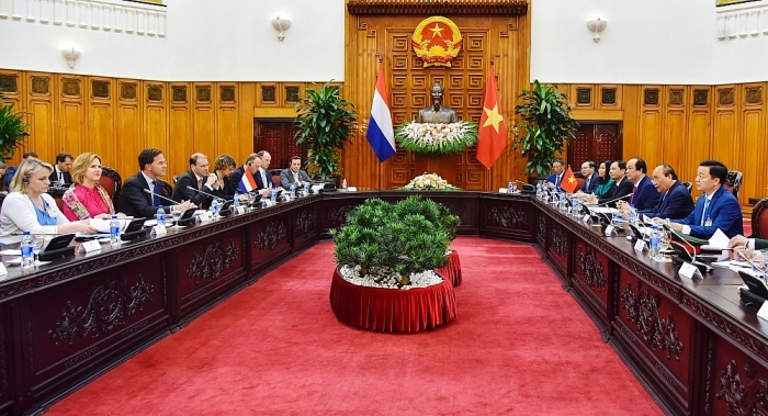 越南政府总理阮春福与荷兰首相马克•吕特举行会谈