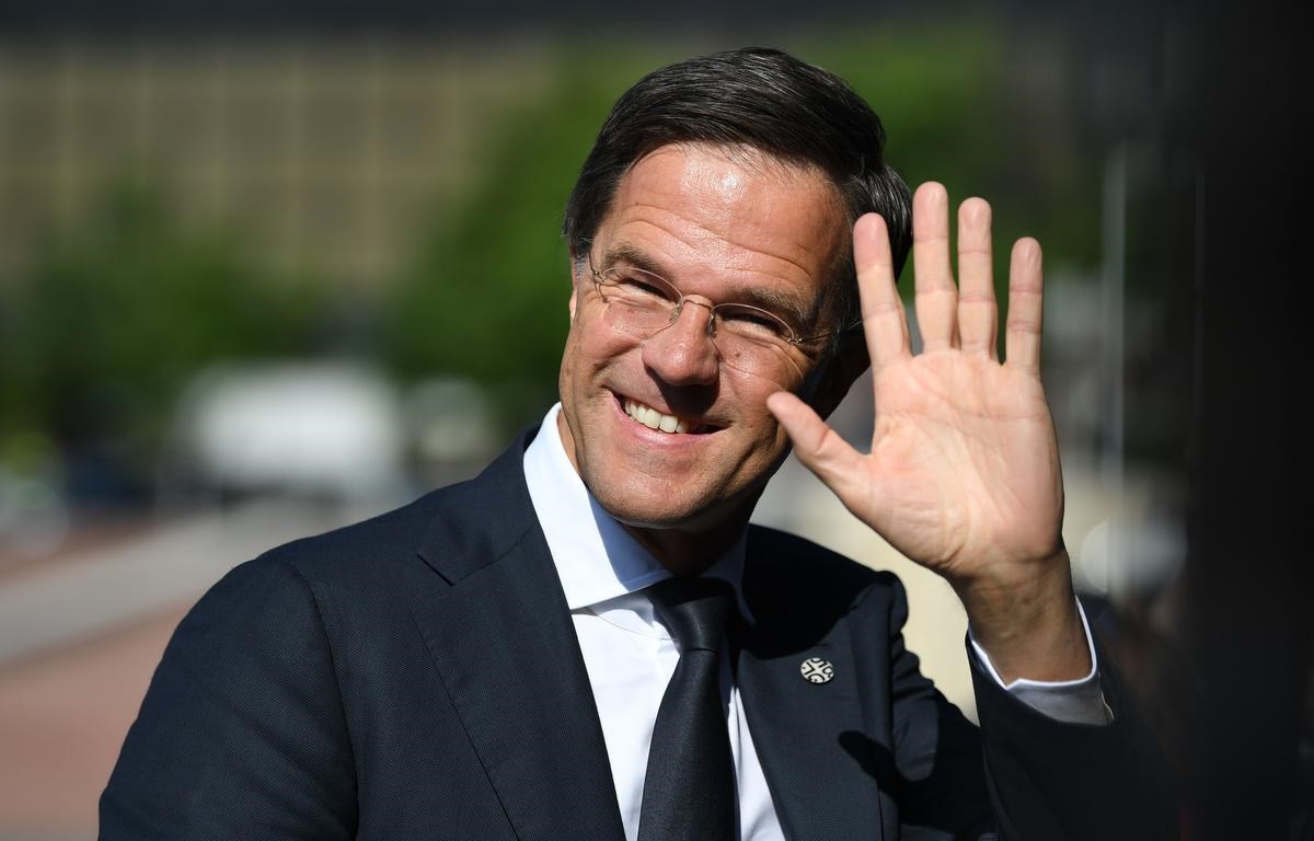 荷兰首相马克•吕特开始对越南进行正式访问