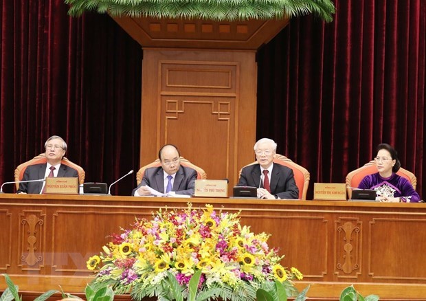 越共十二届十中全会第二天新闻公报