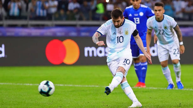 2019年巴西美洲杯小组赛：阿根廷队被巴拉圭队1-1逼平