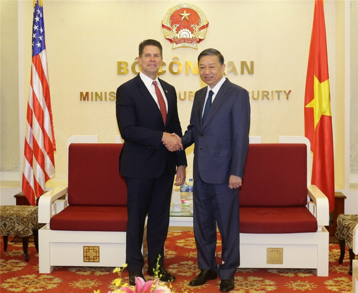 越美加强预防打击犯罪
