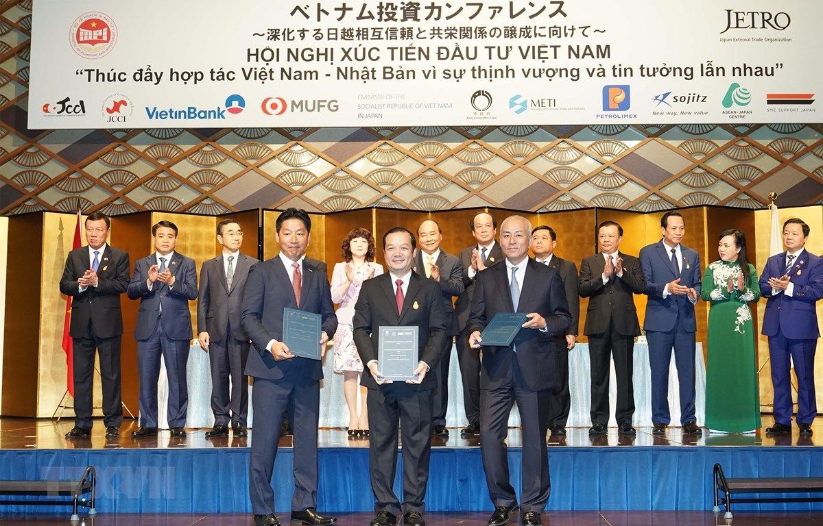 越南和日本互换价值80亿美元的合作意向书