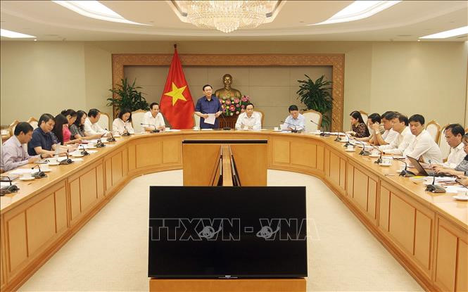 为全国携手帮助贫困者活动做好准备
