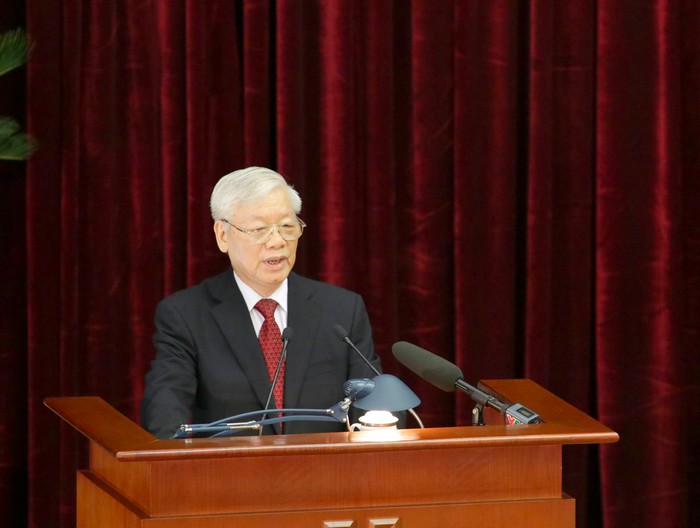 阮富仲总书记：各位中央委员应发挥高度责任感，集中对各项报告草案仔细研究、讨论并提出意见