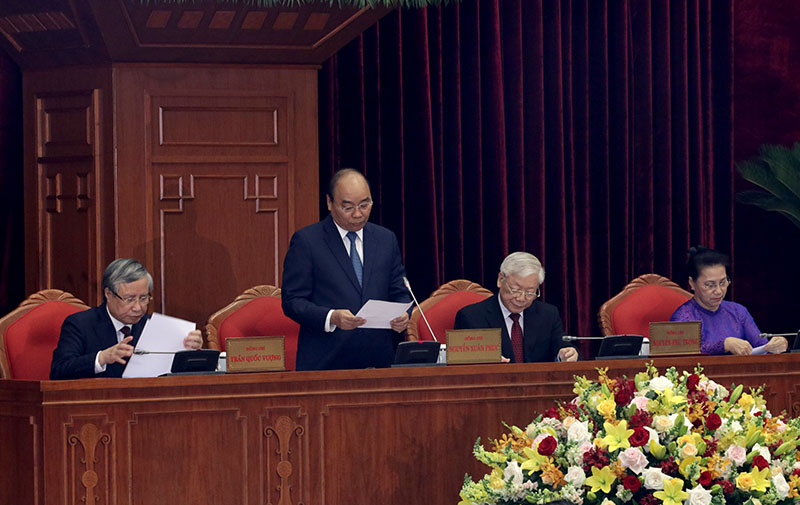 越共十二届中央委员会第十一次会议首日工作