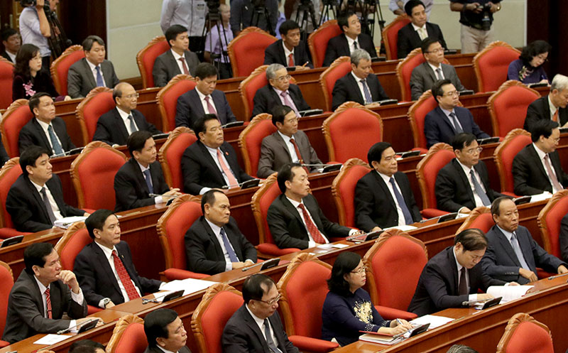 越共十二届中央委员会第十一次全体会议进入第三个工作日